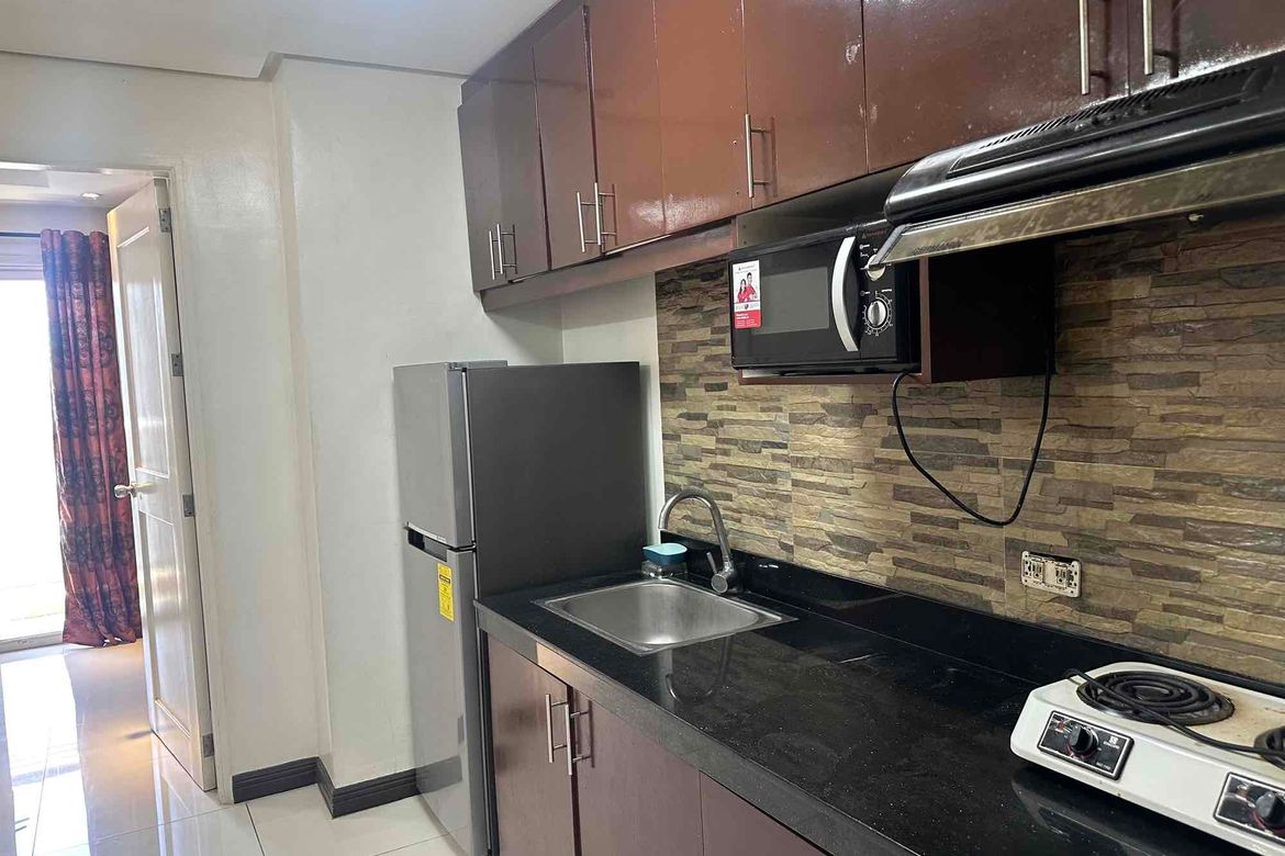 1 Bedroom Condo for Sale in Malate, Manila, Metro Manila near LRT-1 Pedro Gil – photo 3