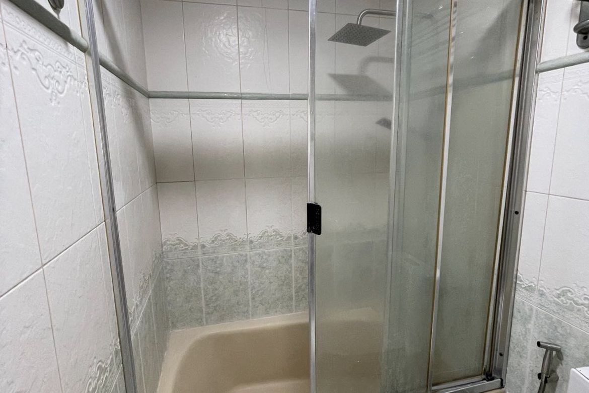 1 Bedroom Condo for Sale in Malate, Manila, Metro Manila near LRT-1 Vito Cruz – photo 3