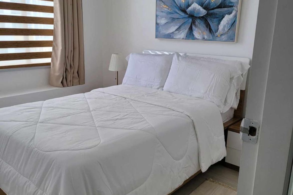 1 Bedroom Condo for Sale in OLYMPIC HEIGHTS, Ramon Magsaysay, Quezon City, Metro Manila near LRT-1 Roosevelt