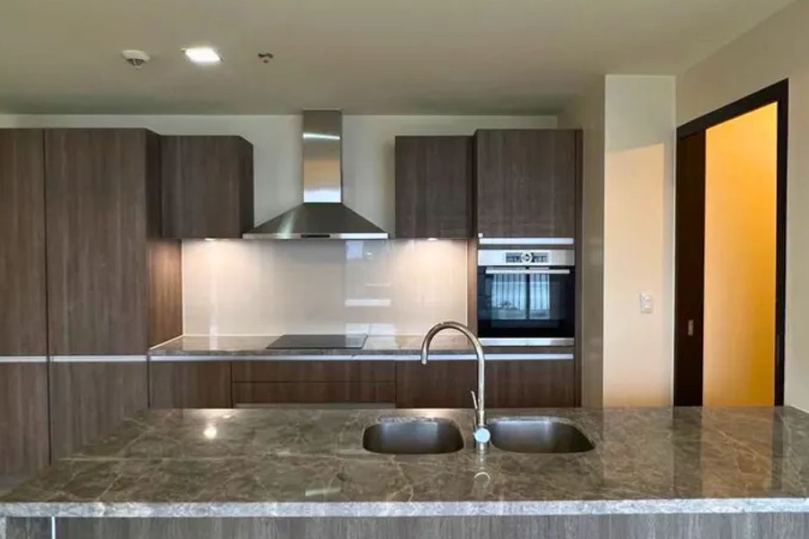 1 Bedroom Condo for Sale in One Shangri-La Place, Wack-Wack Greenhills, Mandaluyong, Metro Manila near MRT-3 Shaw Boulevard – photo 3