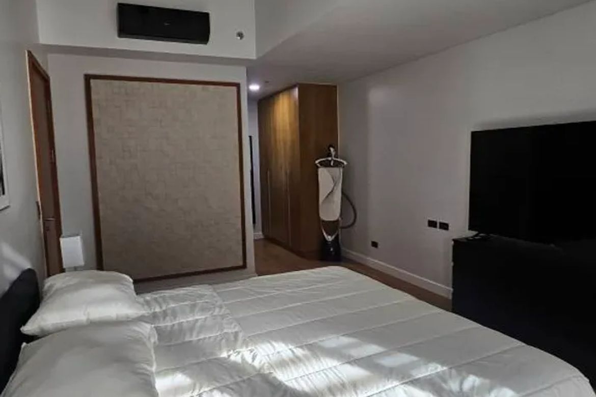 1 Bedroom Condo for Sale in One Shangri-La Place, Wack-Wack Greenhills, Mandaluyong, Metro Manila near MRT-3 Shaw Boulevard – photo 3