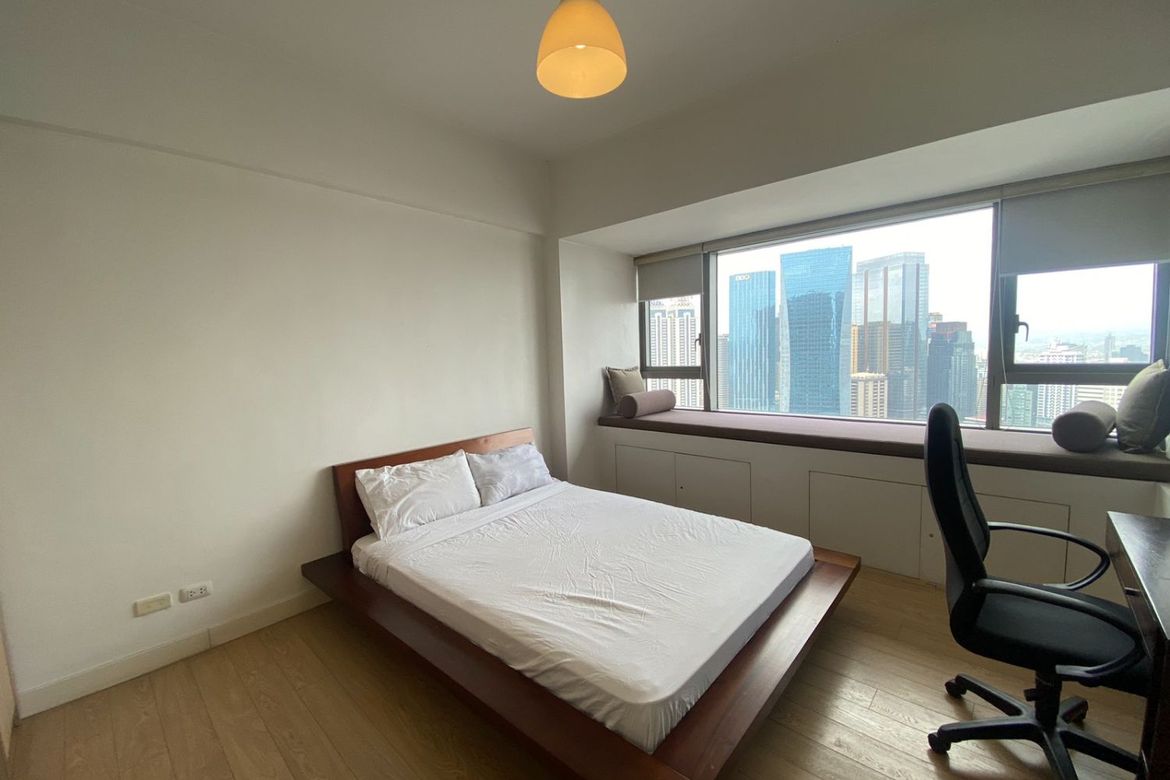 1 Bedroom Condo for Sale in One Shangri-La Place, Wack-Wack Greenhills, Mandaluyong, Metro Manila near MRT-3 Shaw Boulevard