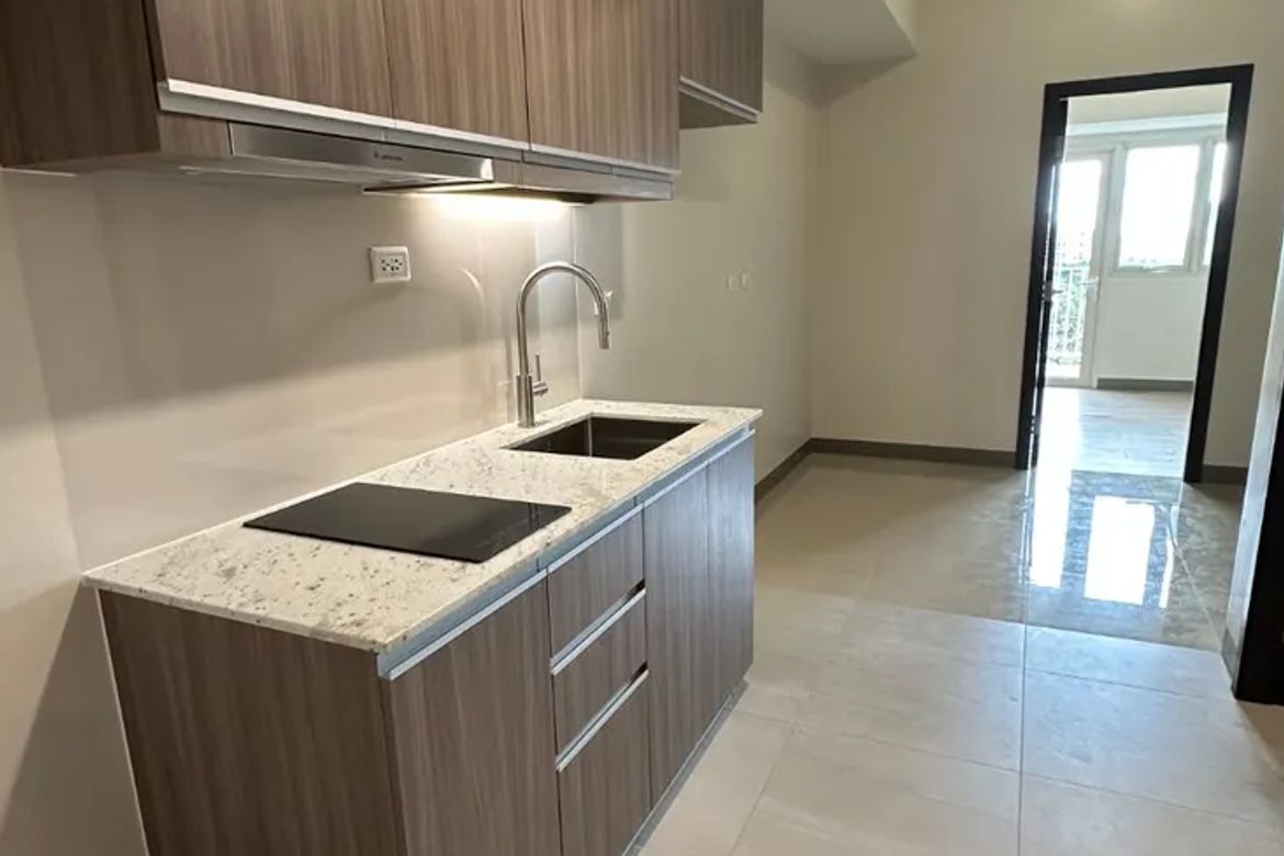 1 Bedroom Condo for Sale in One Shangri-La Place, Wack-Wack Greenhills, Mandaluyong, Metro Manila near MRT-3 Shaw Boulevard