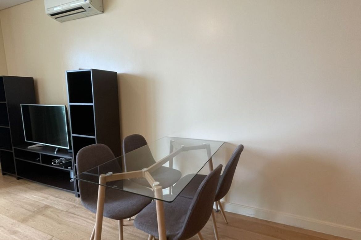 1 Bedroom Condo for Sale in Park Terraces, San Lorenzo, Makati City near MRT-3 Ayala – photo 6