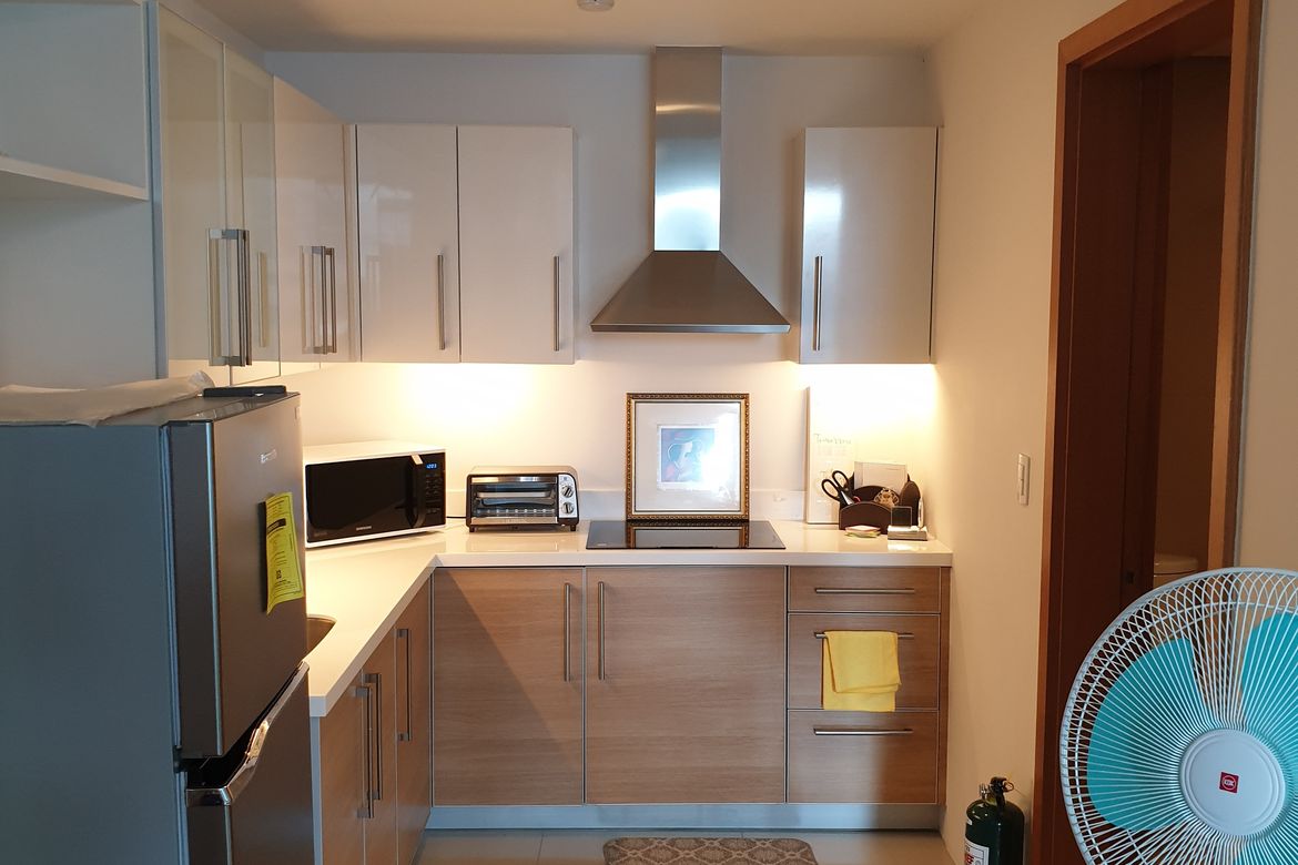 1 Bedroom Condo for Sale in Park Terraces, San Lorenzo, Makati, Metro Manila near MRT-3 Ayala – photo 7