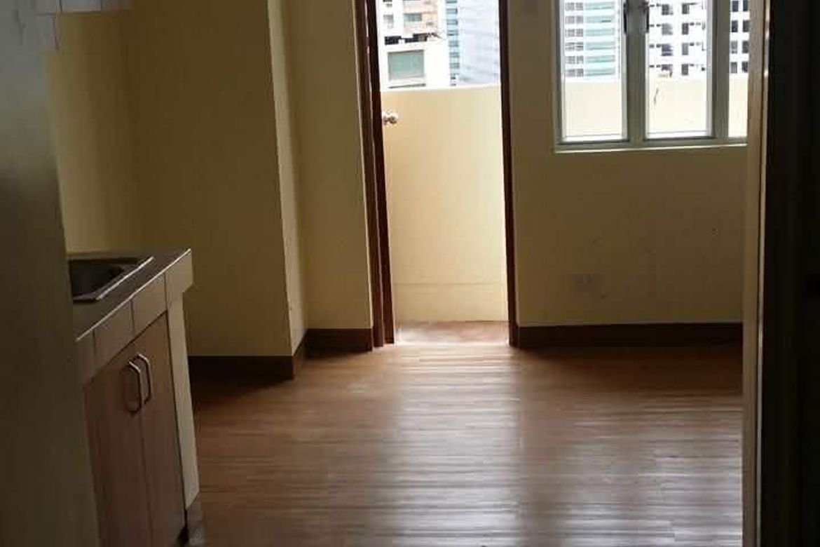 1 Bedroom Condo for Sale in Pines Peak Tower I, Highway Hills, Mandaluyong, Metro Manila near MRT-3 Shaw Boulevard