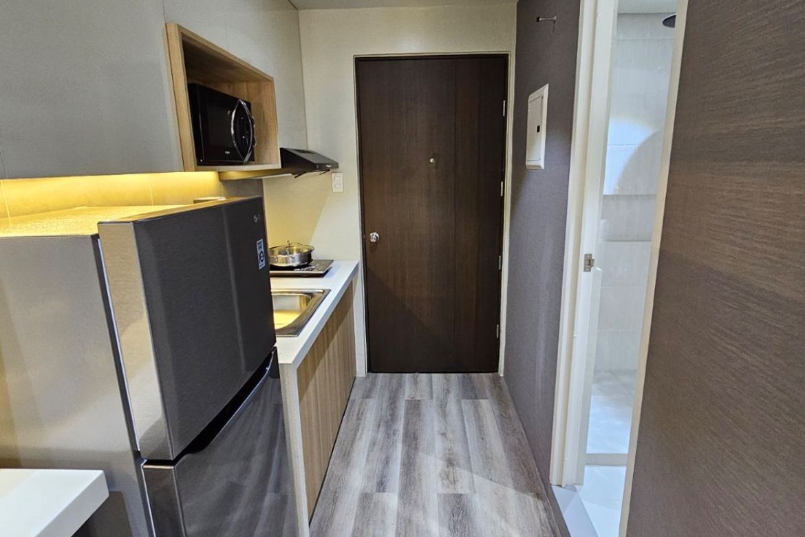 1 Bedroom Condo for Sale in Pioneer Heights 1, Highway Hills, Mandaluyong, Metro Manila near MRT-3 Boni – photo 8