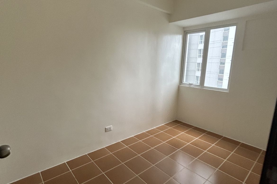 1 Bedroom Condo for Sale in Pioneer Woodlands, Barangka Ilaya, Mandaluyong, Metro Manila near MRT-3 Boni – photo 6