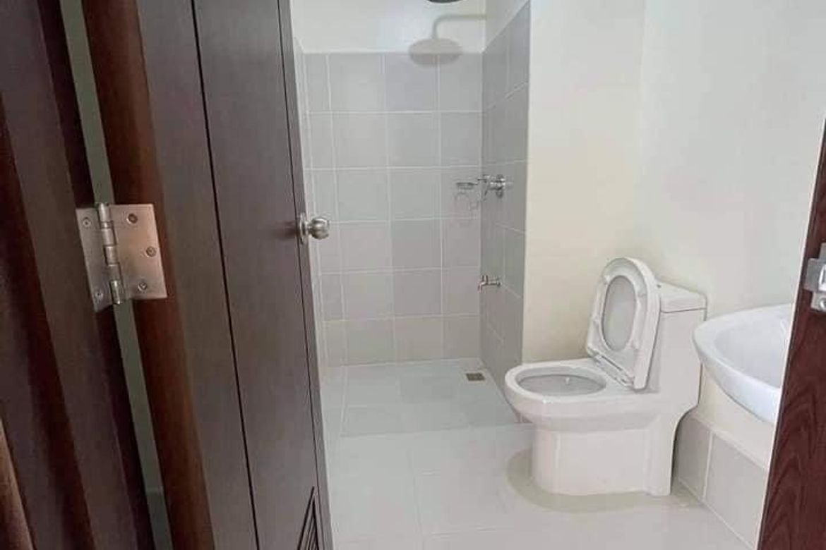 1 Bedroom Condo for Sale in Pioneer Woodlands, Barangka Ilaya, Mandaluyong, Metro Manila near MRT-3 Boni – photo 6