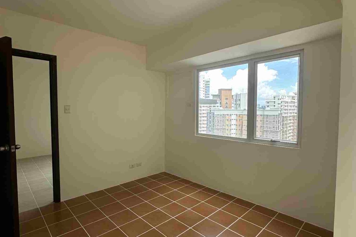 1 Bedroom Condo for Sale in Pioneer Woodlands, Barangka Ilaya, Mandaluyong, Metro Manila near MRT-3 Boni – photo 4