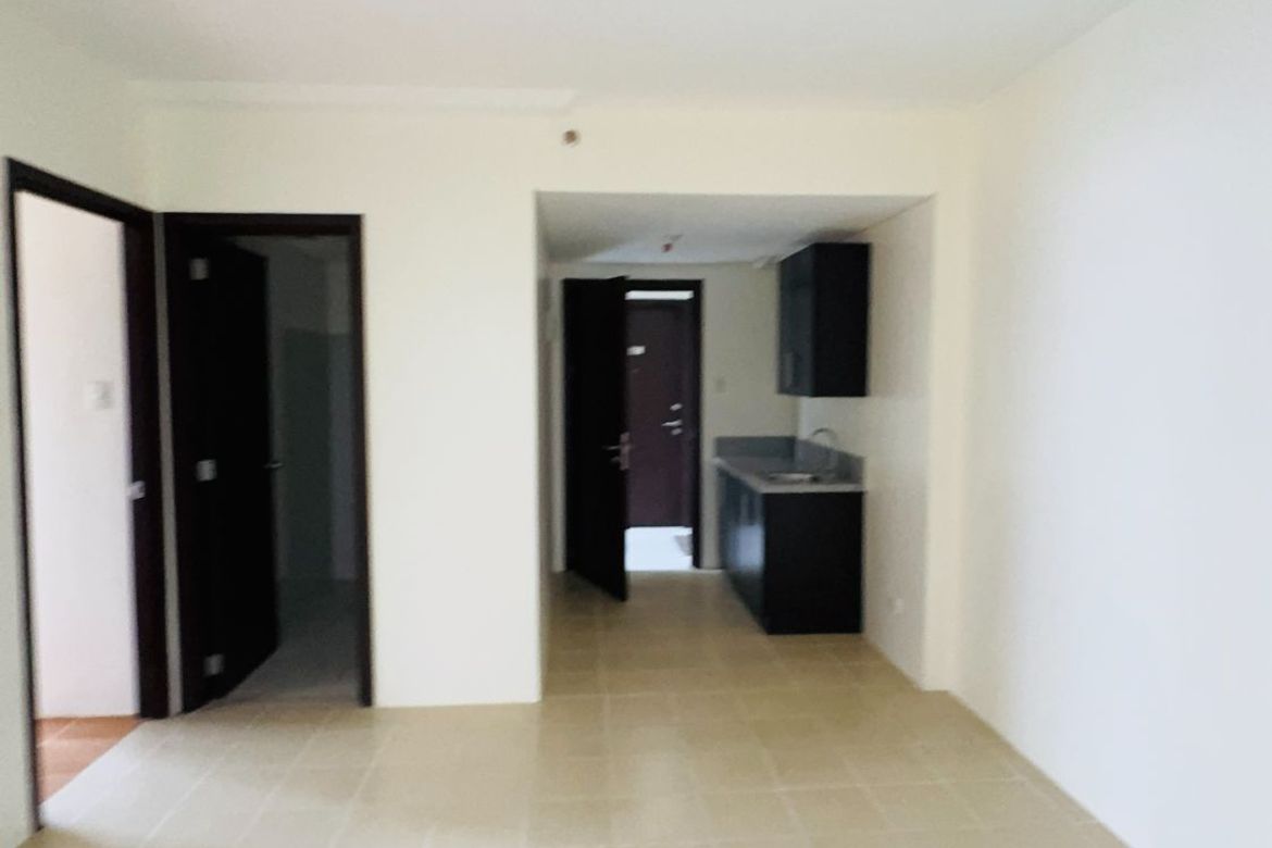 1 Bedroom Condo for Sale in Pioneer Woodlands, Barangka Ilaya, Mandaluyong, Metro Manila near MRT-3 Boni