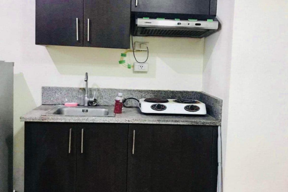1 Bedroom Condo for Sale in Pioneer Woodlands, Barangka Ilaya, Mandaluyong, Metro Manila near MRT-3 Boni