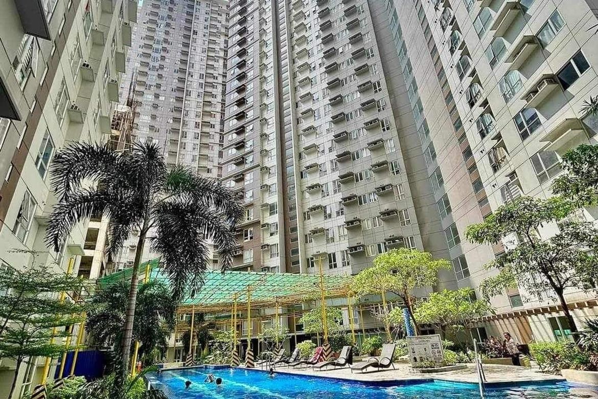 1 Bedroom Condo for Sale in Pioneer Woodlands, Barangka Ilaya, Mandaluyong, Metro Manila near MRT-3 Boni – photo 2