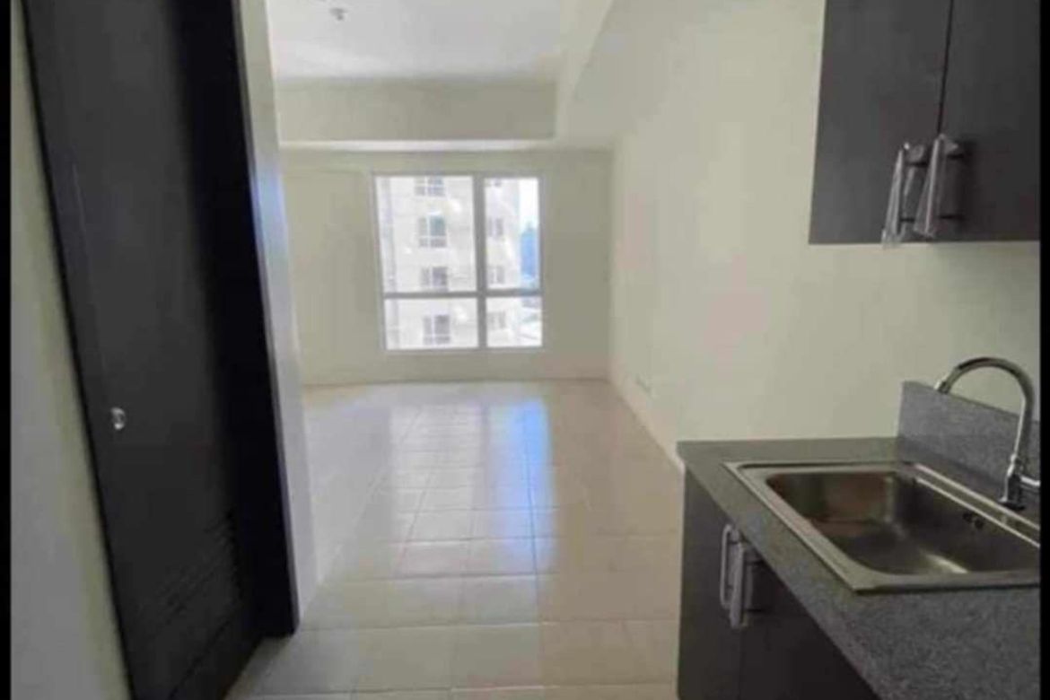 1 Bedroom Condo for Sale in Pioneer Woodlands, Barangka Ilaya, Mandaluyong, Metro Manila near MRT-3 Boni – photo 4