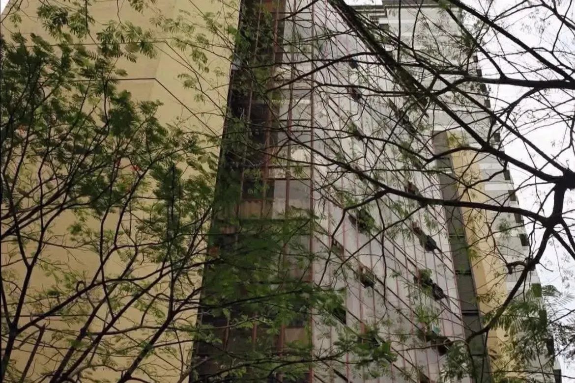 1 Bedroom Condo for Sale in Prince Plaza, San Lorenzo, Makati City near MRT-3 Ayala – photo 2