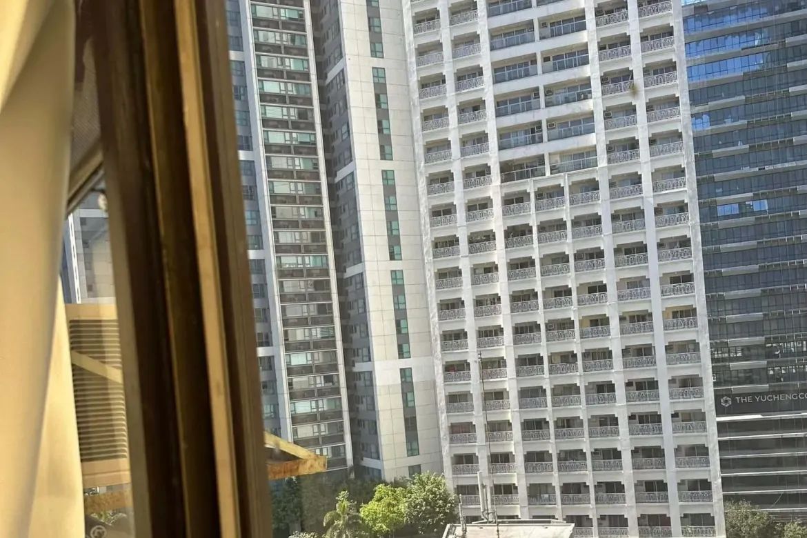 1 Bedroom Condo for Sale in Prince Plaza, San Lorenzo, Makati City near MRT-3 Ayala – photo 8