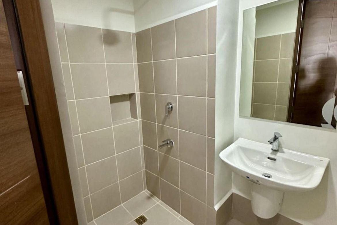 1 Bedroom Condo for Sale in Quantum Residences, Barangay 49, Pasay, Metro Manila near LRT-1 Gil Puyat – photo 4