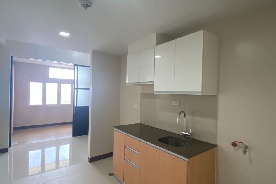 1 Bedroom Condo for Sale in San Antonio Residence, San Antonio, Makati City