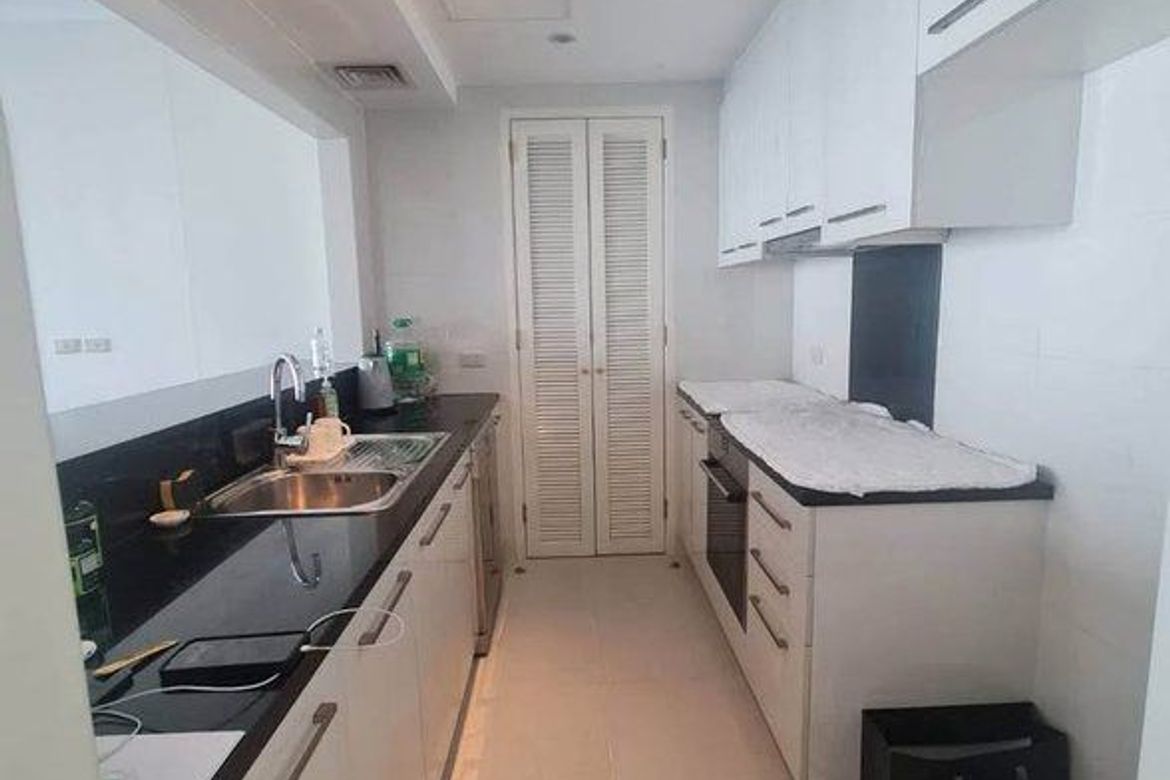 1 Bedroom Condo for Sale in San Lorenzo, Makati, Metro Manila near MRT-3 Ayala – photo 4