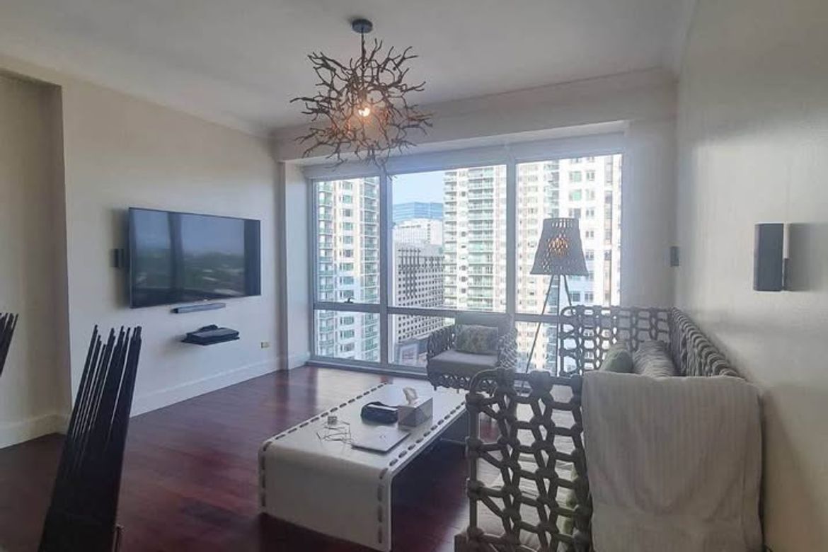 1 Bedroom Condo for Sale in San Lorenzo, Makati, Metro Manila near MRT-3 Ayala – photo 2