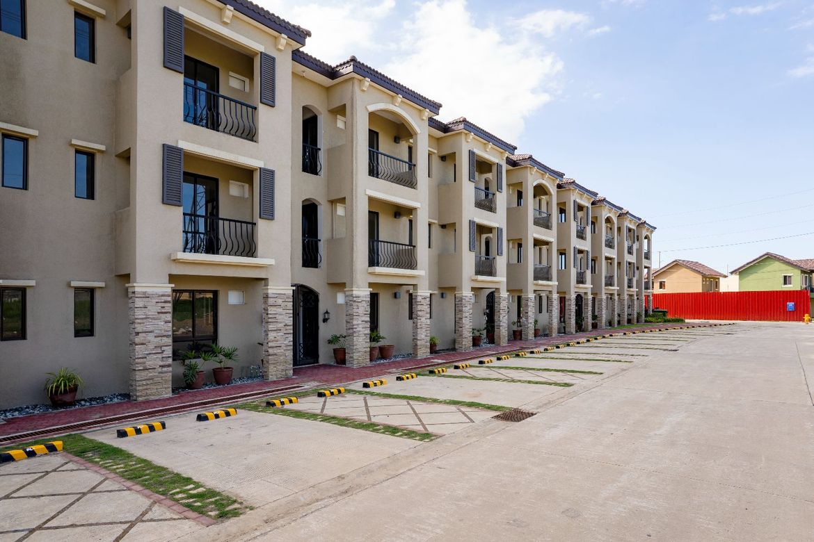 1 Bedroom Condo for Sale in Santo Domingo, Santa Rosa, Laguna
