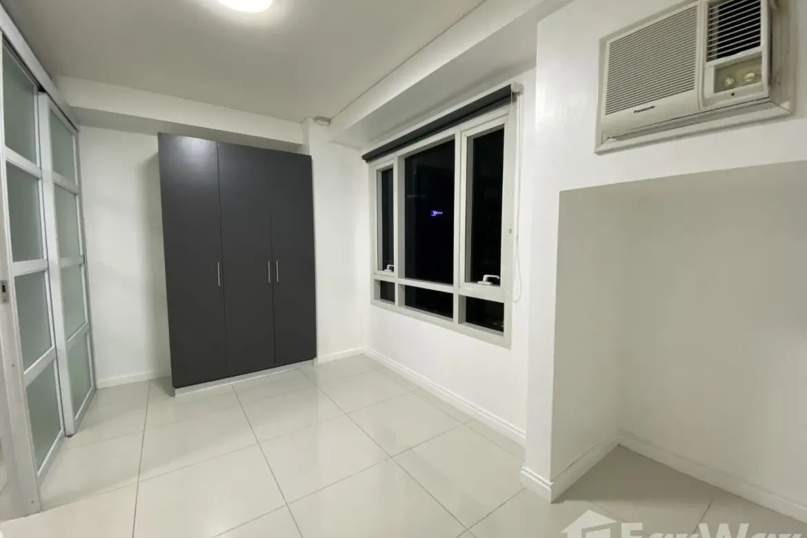 1 Bedroom Condo for Sale in Senta, San Lorenzo, Makati City – photo 6
