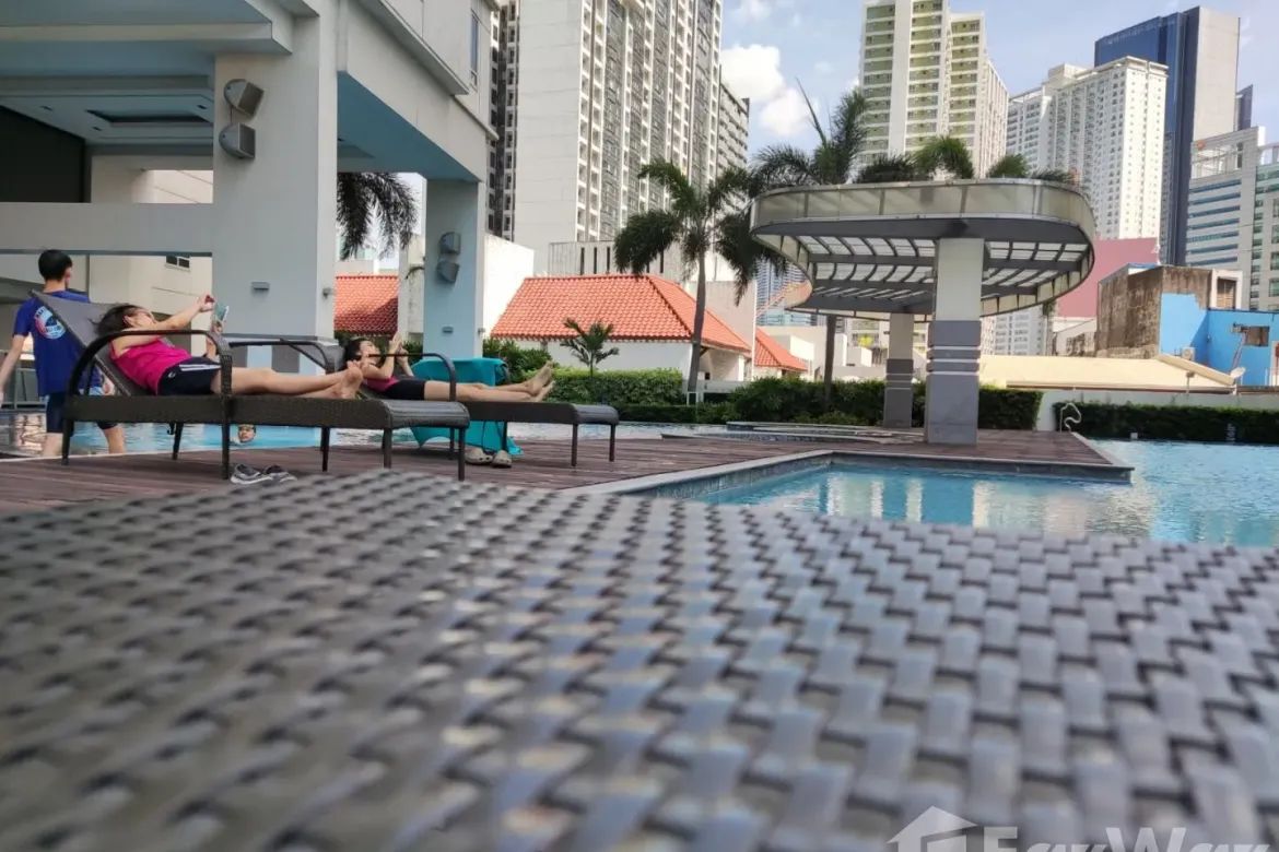 1 Bedroom Condo for Sale in Senta, San Lorenzo, Makati City – photo 13