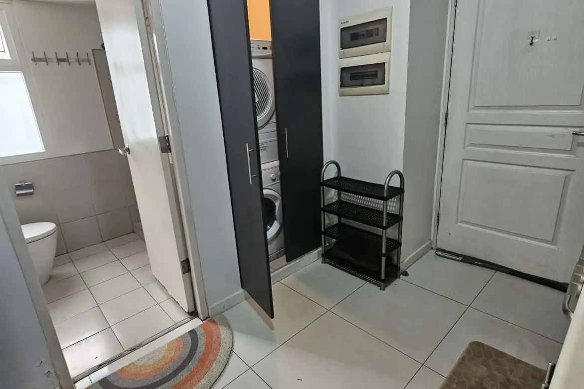 1 Bedroom Condo for Sale in Senta, San Lorenzo, Makati City – photo 7
