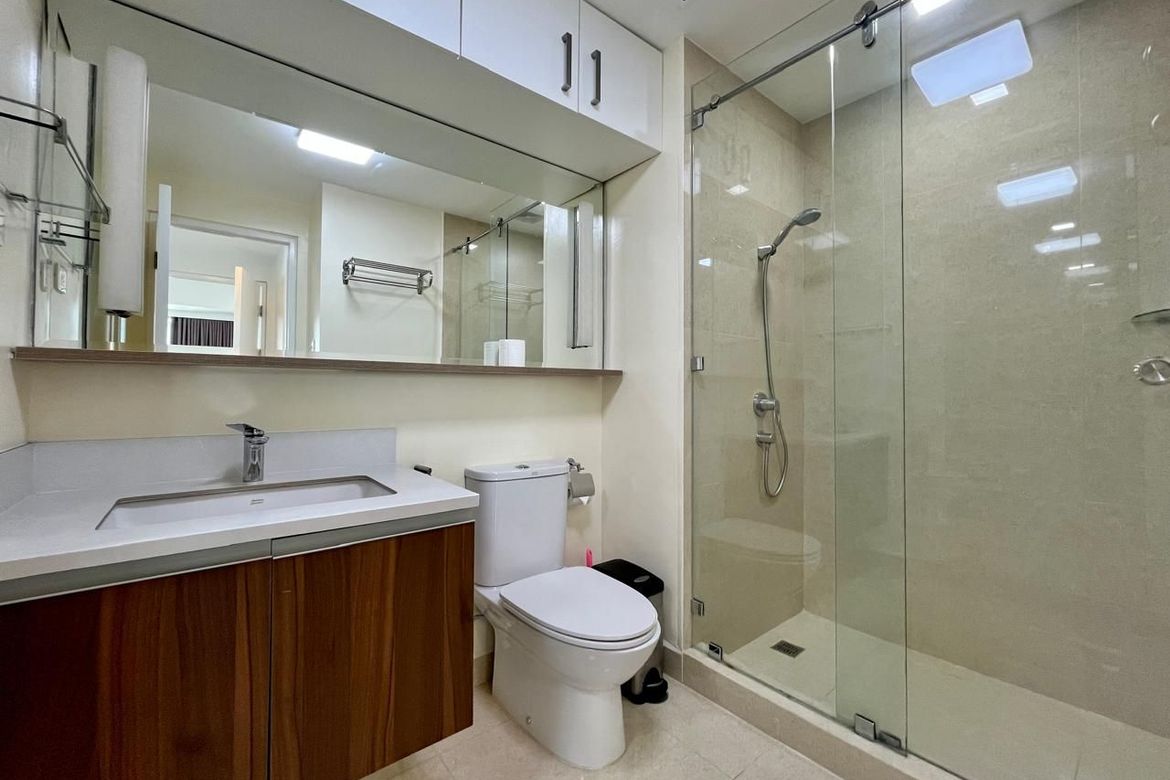 1 Bedroom Condo for Sale in Shang Salcedo Place, Bel-Air, Makati City – photo 2