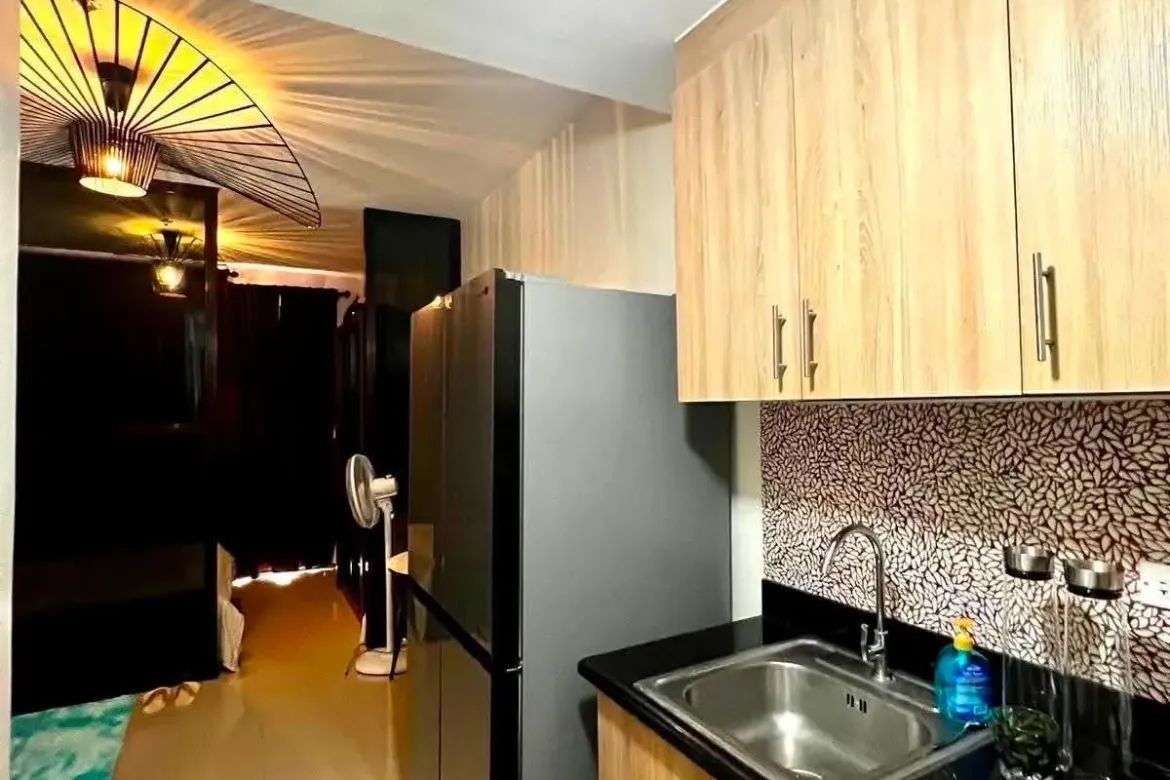 1 Bedroom Condo for Sale in Shore 2 Residences, Barangay 76, Pasay, Metro Manila near LRT-1 Libertad