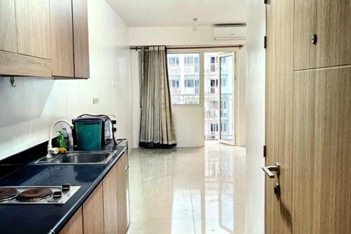 1 Bedroom Condo for Sale in Shore Residences, Barangay 76, Pasay, Metro Manila near LRT-1 Libertad