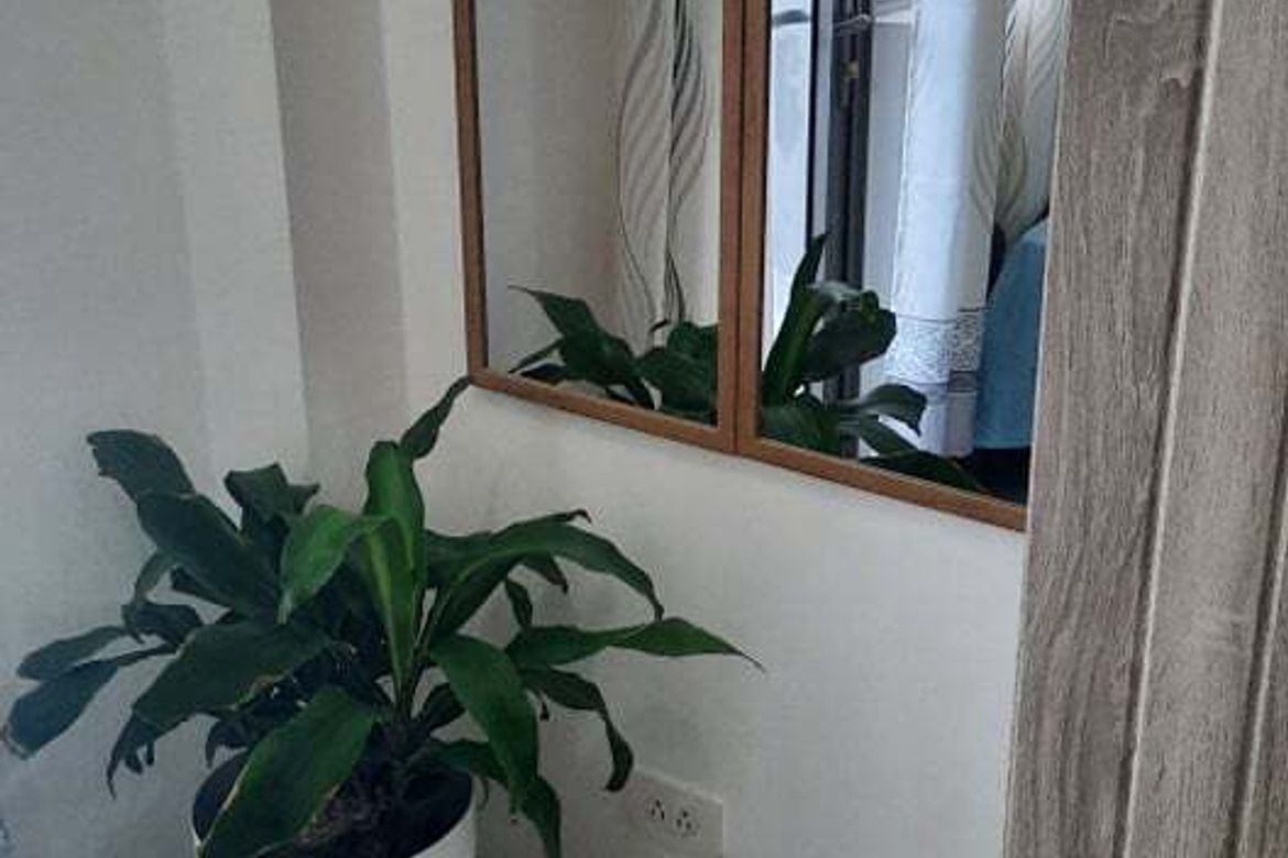 1 Bedroom Condo for Sale in Shore Residences, Barangay 76, Pasay, Metro Manila near LRT-1 Libertad