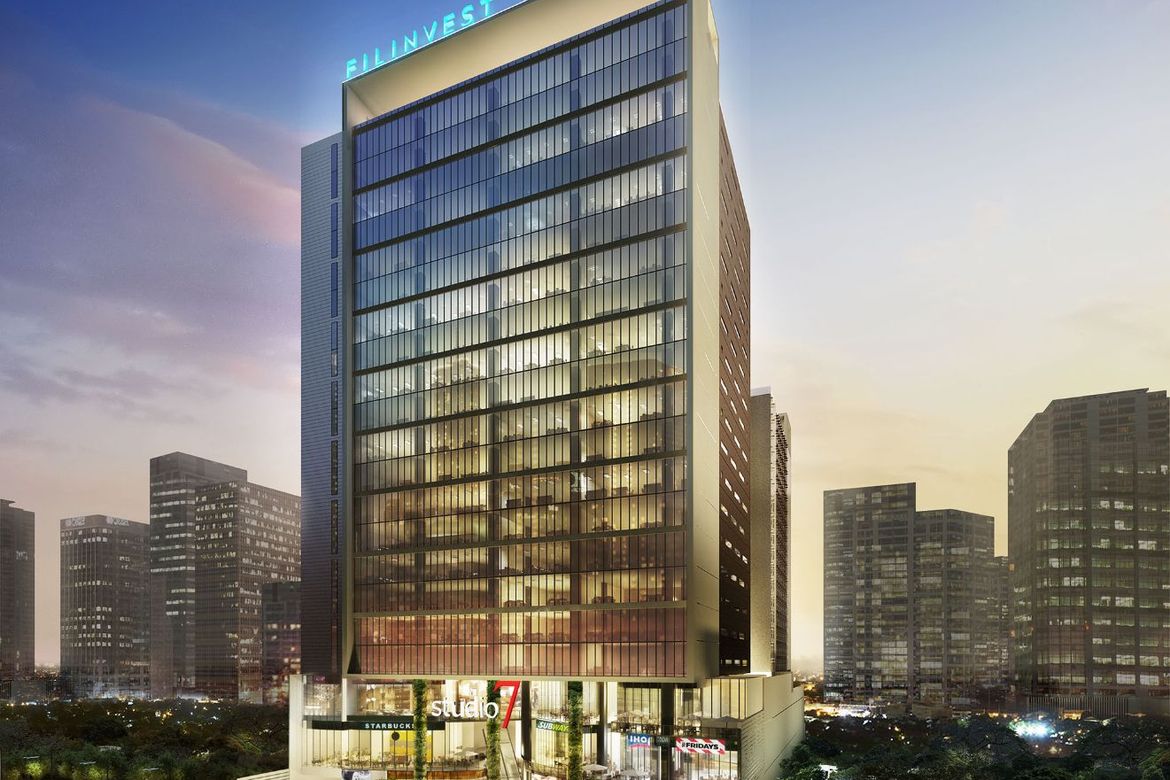 1 Bedroom Condo for Sale in Studio 7, South Triangle, Quezon City, Metro Manila near MRT-3 Kamuning – photo 2