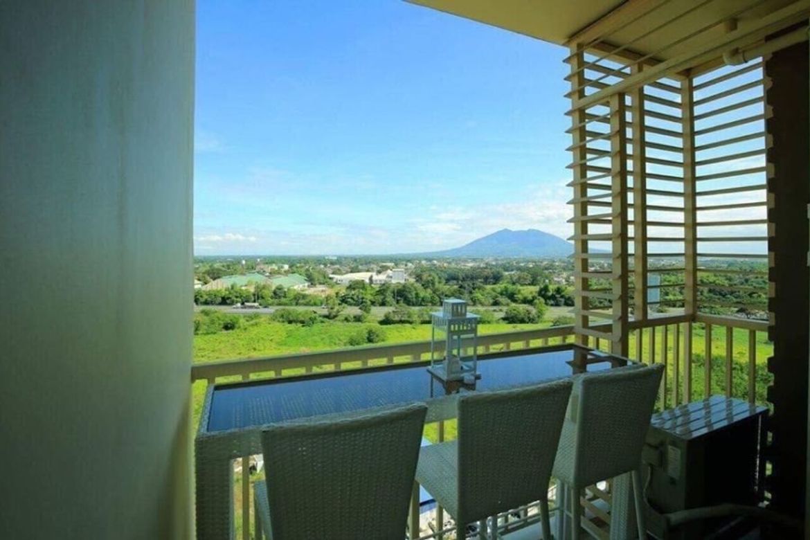 1 Bedroom Condo for Sale in Tangle, Mexico, Pampanga