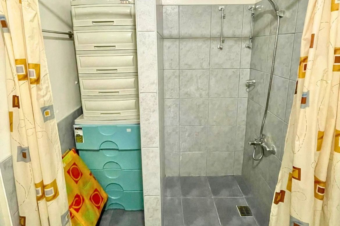 1 Bedroom Condo for Sale in The Columns At Legaspi Village, San Lorenzo, Makati City – photo 9