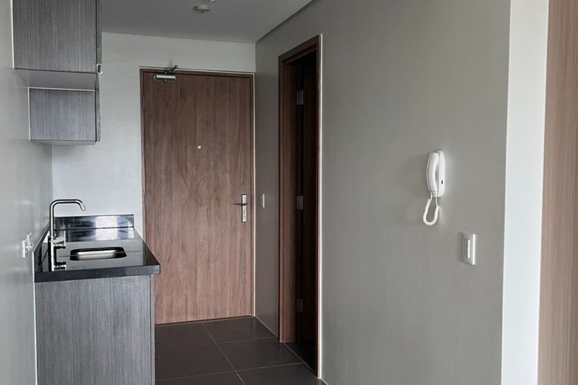 1 Bedroom Condo for Sale in The Connor at Greenhills, Greenhills, San Juan, Metro Manila near MRT-3 Santolan – photo 7