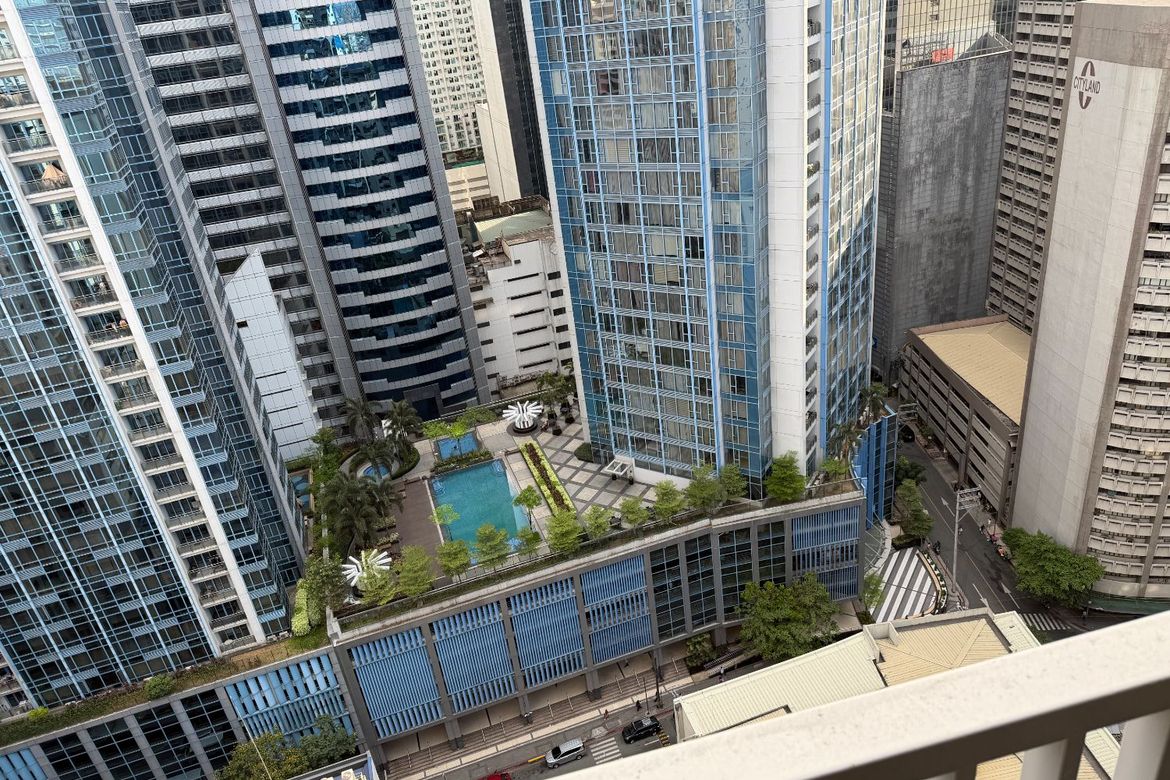 1 Bedroom Condo for Sale in The Ellis, Bel-Air, Makati City