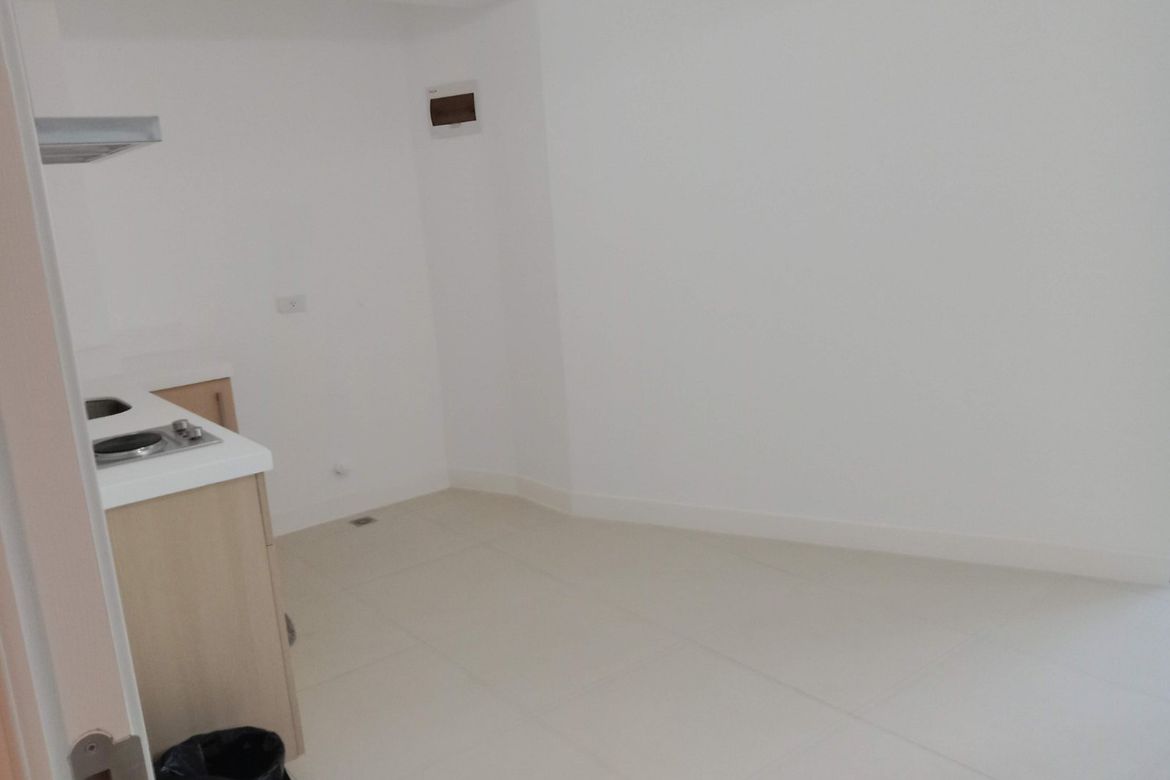 1 Bedroom Condo for Sale in The Residences at Commonwealth, Batasan Hills, Quezon City, Metro Manila – photo 4
