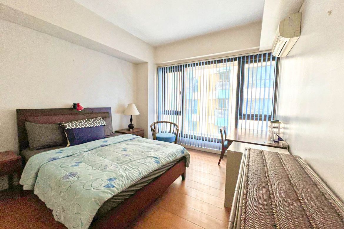 1 Bedroom Condo for Sale in THE SHANG GRAND TOWER, San Lorenzo, Makati City near MRT-3 Ayala – photo 2