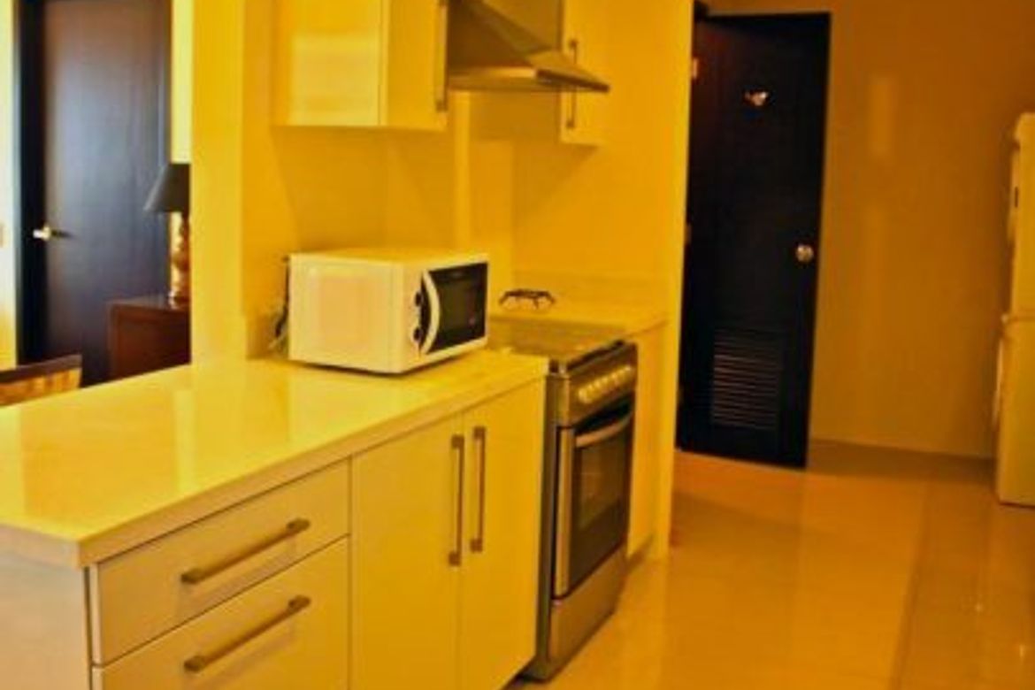 1 Bedroom Condo for Sale in THE SHANG GRAND TOWER, San Lorenzo, Makati, Metro Manila near MRT-3 Ayala – photo 3