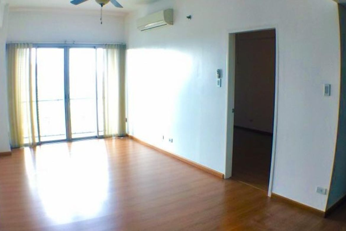 1 Bedroom Condo for Sale in The St. Francis Shangri-La Place, Wack-Wack Greenhills, Mandaluyong, Metro Manila near MRT-3 Shaw Boulevard