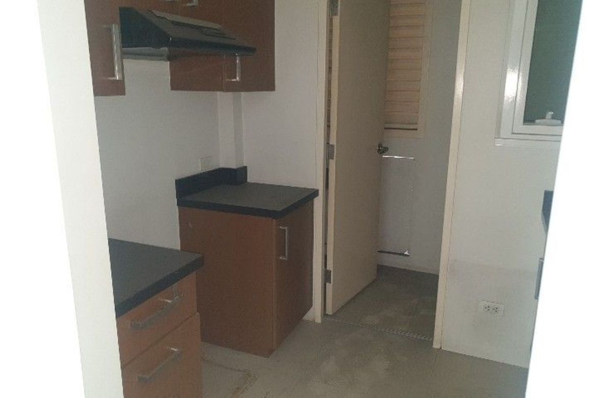 1 Bedroom Condo for Sale in Two Serendra, BGC, Taguig – photo 13