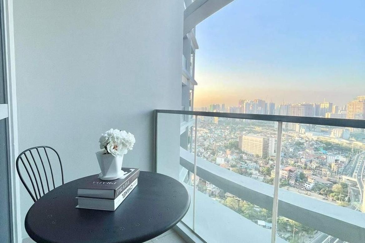 1 Bedroom Condo for Sale in Uptown Parksuites, BGC, Taguig – photo 13