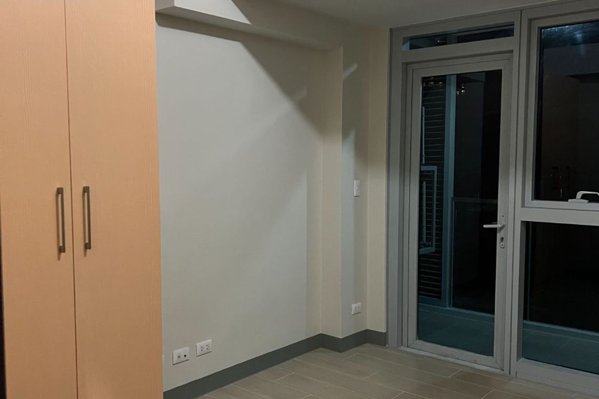 1 Bedroom Condo for Sale in Uptown Parksuites, BGC, Taguig – photo 7