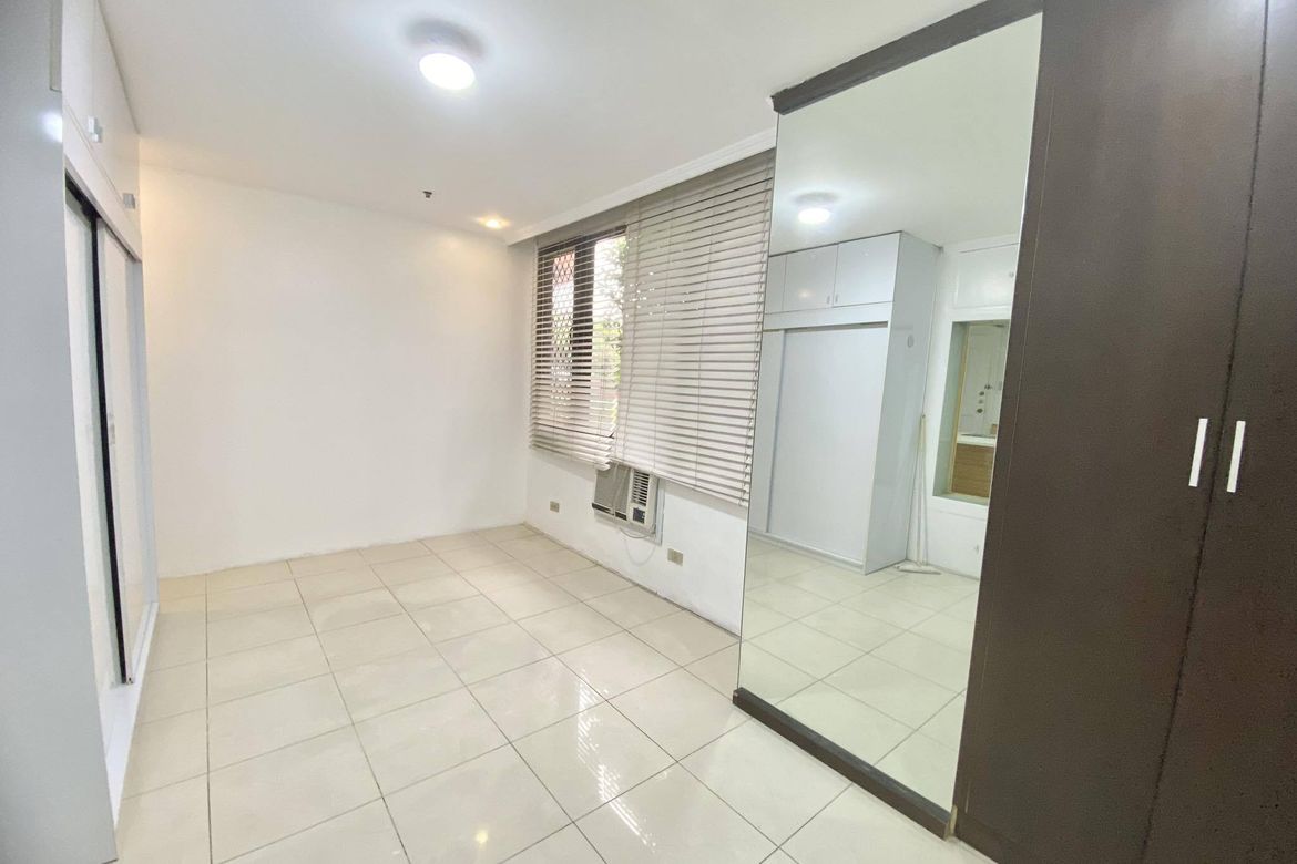 1 Bedroom Condo for Sale in Valencia Hills, Valencia, Quezon City, Metro Manila near LRT-2 Gilmore – photo 3