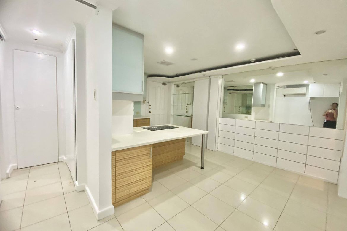1 Bedroom Condo for Sale in Valencia Hills, Valencia, Quezon City, Metro Manila near LRT-2 Gilmore – photo 4