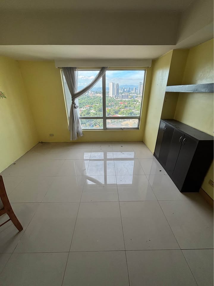 1-Bedroom Condo with Parking for Sale at Lancaster Hotel Manila, Shaw Blvd, Mandaluyong – photo 5