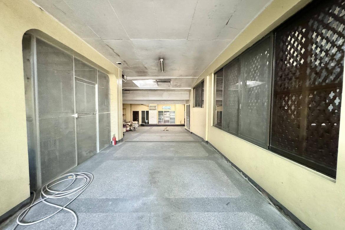 1 Bedroom House for Sale in Roxas, Quezon City, Metro Manila – photo 7