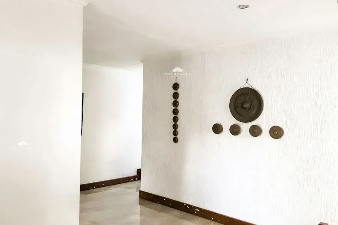 1 Bedroom House for Sale in Urdaneta Village, Bangkal, Makati, Metro Manila near MRT-3 Magallanes – photo 4