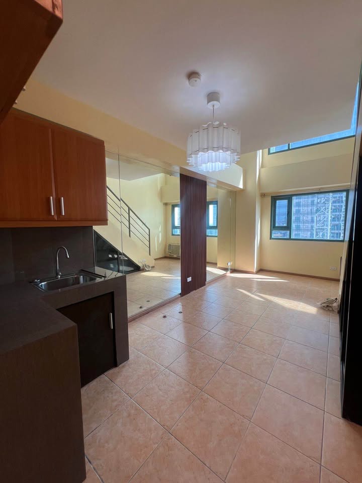 1-Bedroom Loft Condo for Sale at McKinley Park Residences, BGC, Taguig – photo 3